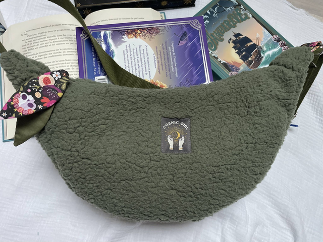 Sac Demi-Lune kaki Grand model