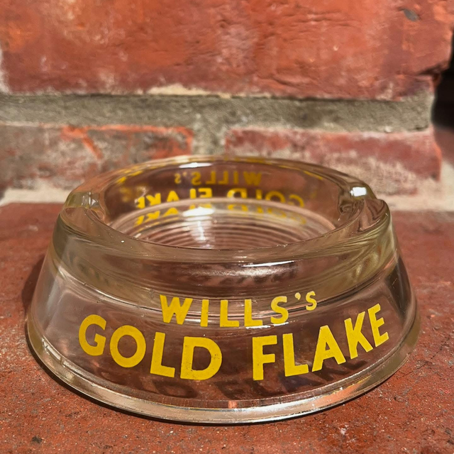 1940’s WILL’s GOLD FLAKE CIGARETTES Glass Ashtray
