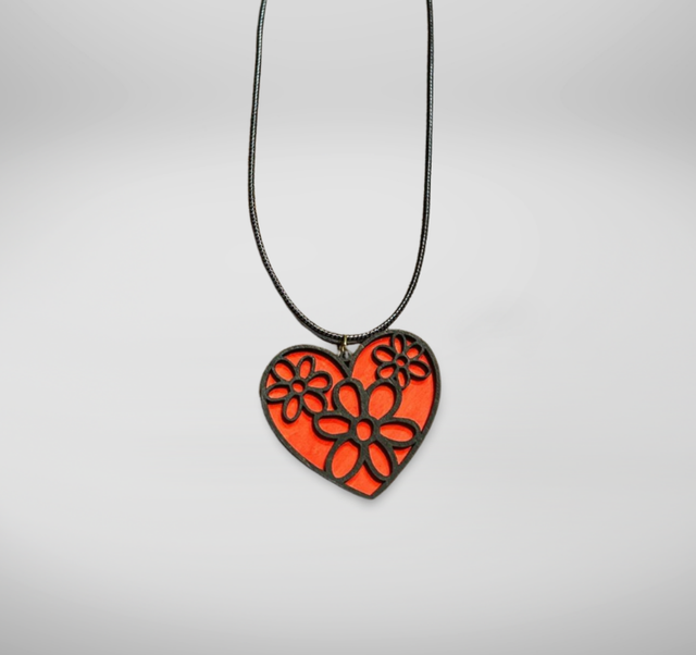 Collier coeur et fleurs