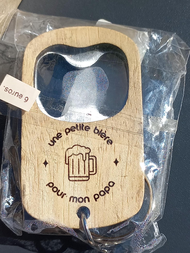 Decapsuleur porte-clés 