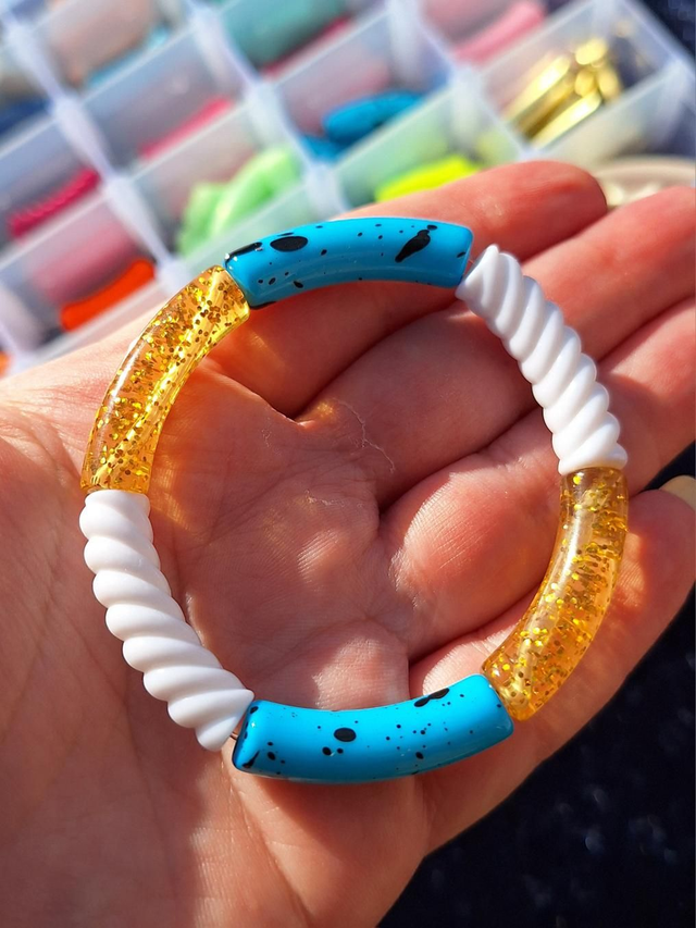 Bracelet Scarlett - Blanc torsadé, bleu tacheté et doré paillettes