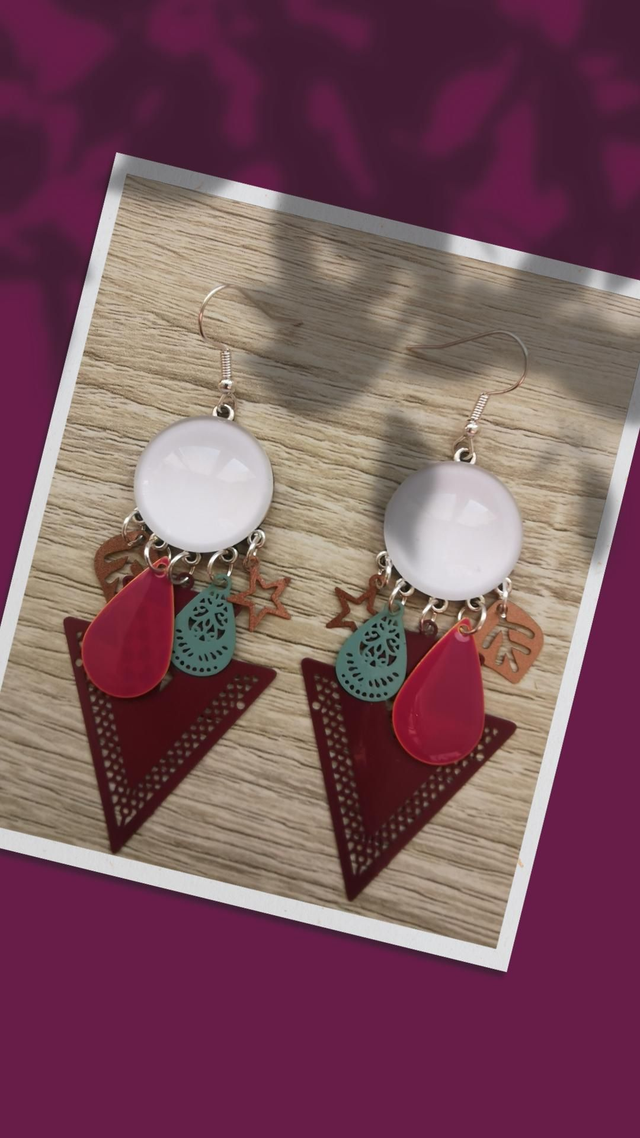 Boucles cabochon blanc 260