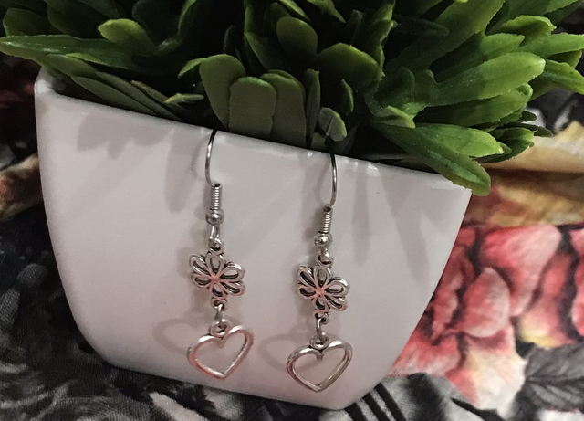 Silver Dangling Earrings- SDE136