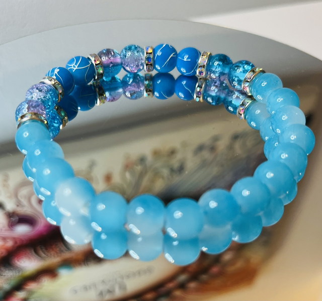 Crystal Sky Armband – Handgemaakte Blauwe &amp; Roze Kralenarmband