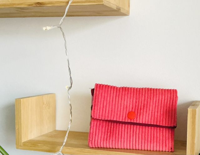 Porte monnaie velours côtelé 3 poches modèles « Amarente » 