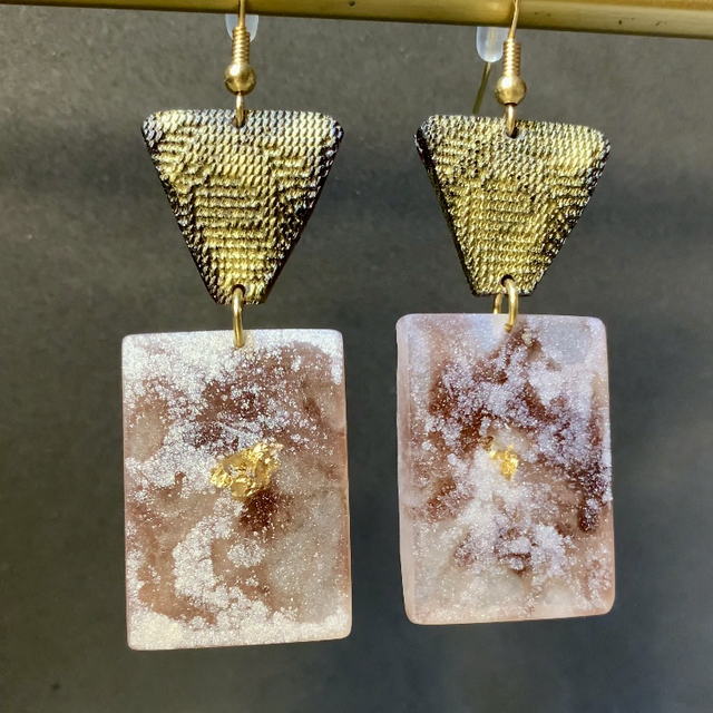 BO Bradley - café doré blanc nacré et feuille d’or