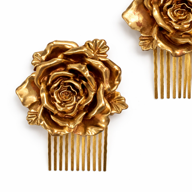 Peinecillo resina dorado y rosa 