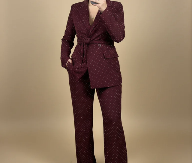 TRAJE BRILLO BURDEOS 