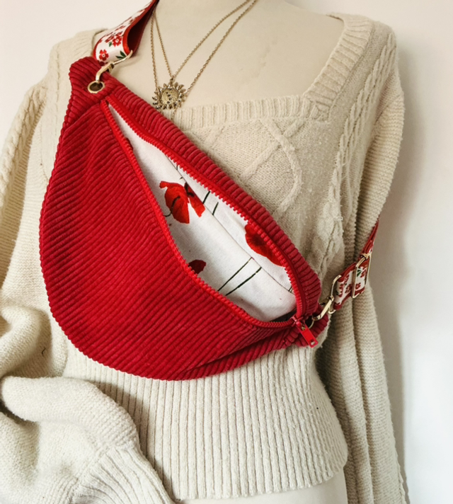 Sac banane velours côtelé modèle « Scarlett »