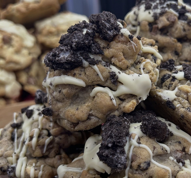 Oreo Stuffed Cookie