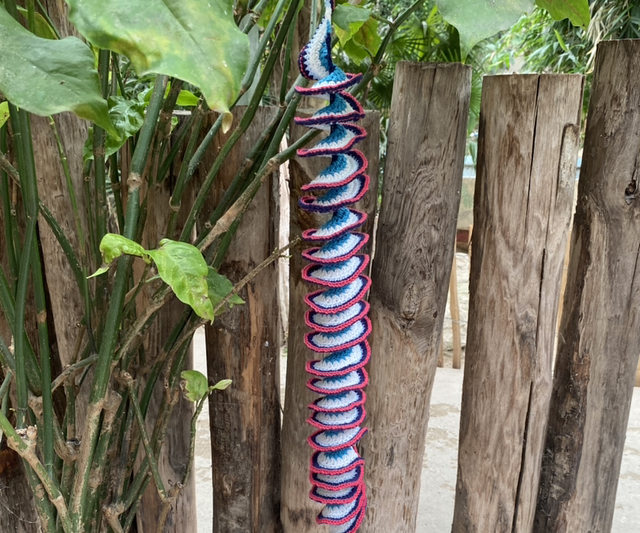 Wind spinner