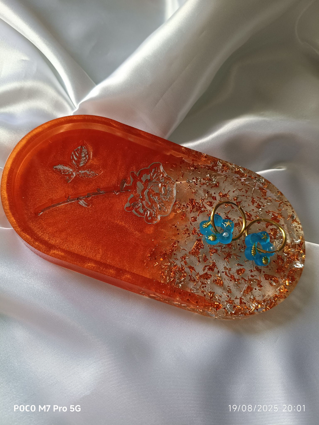 Vide poche ovale fleur