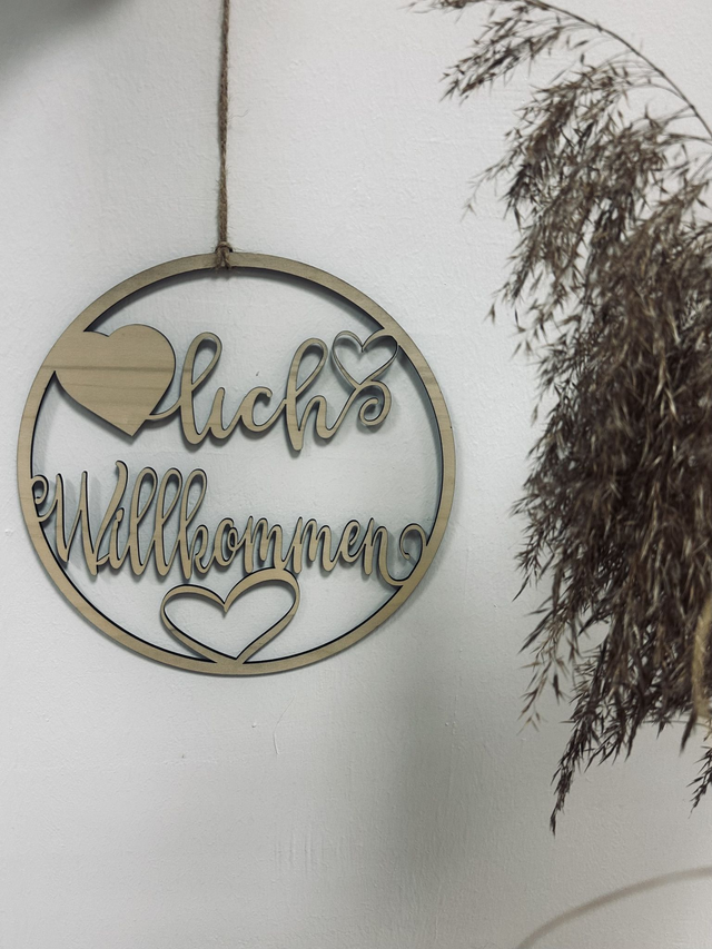 Herzlich Willkommen Holzschild – ca. 30 cm