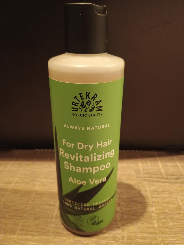 Urtekram Aloe Vera Shampoo Dry Hair