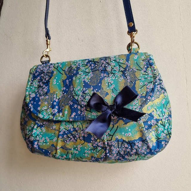 Sac forme pochette "Akina" turquoise