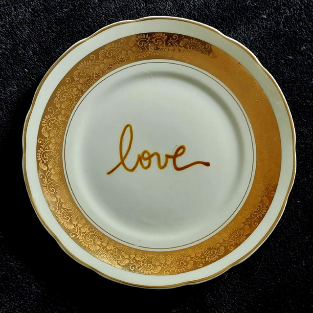 prato decorativo vintage love