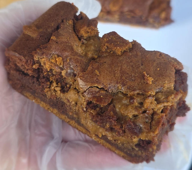 Biscoff brownie