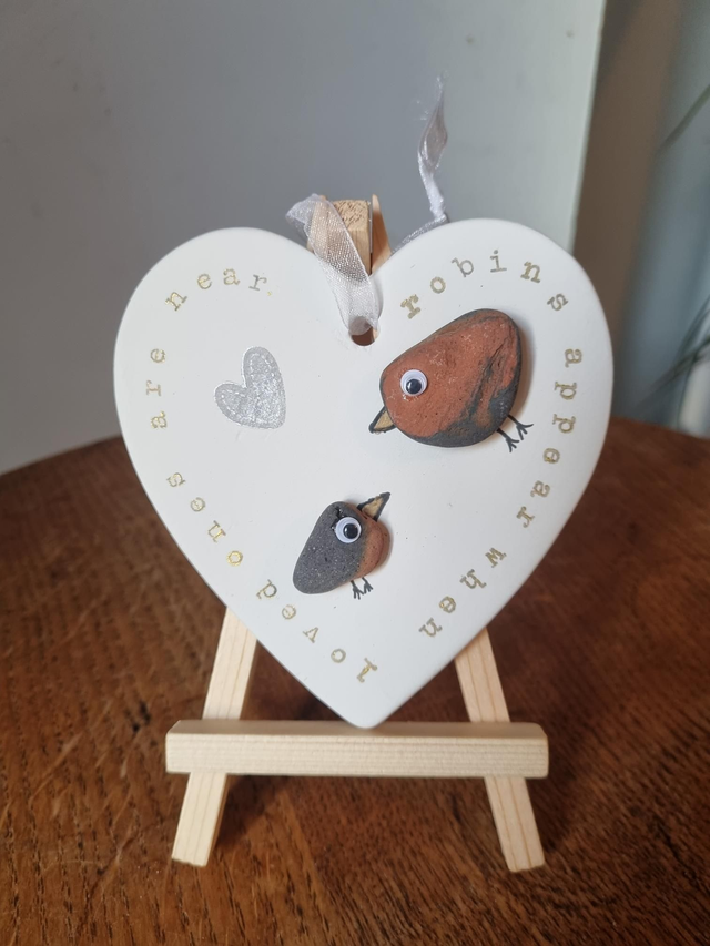 Ceramic decoration - 'Robins appear when loved ones are near'