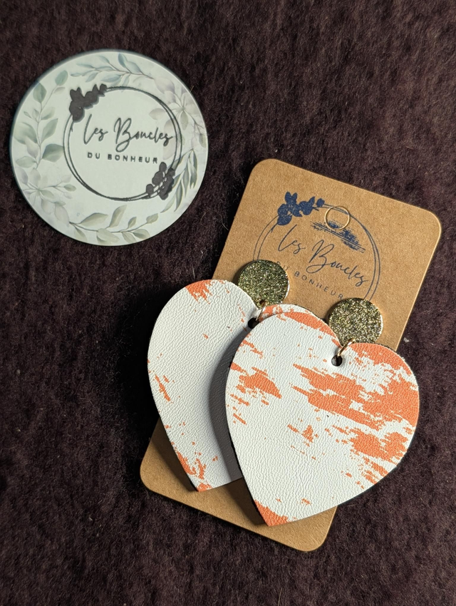 Boucles d'oreilles coeur ❤️ orange et blanc c006