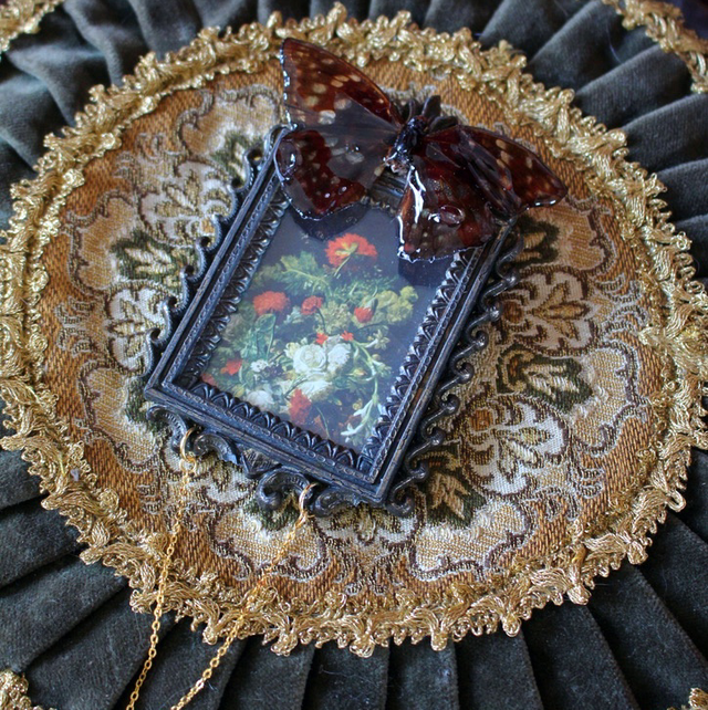 Papillon sous résine 