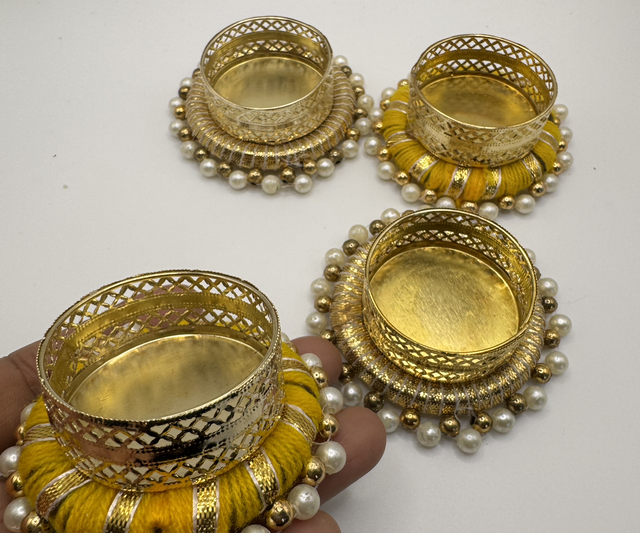 Tea light candle holders mixed colour