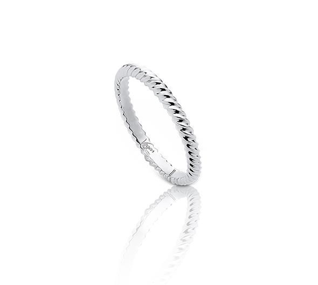 Ring “Desire” – sterling zilver 925 met gevlochten design
