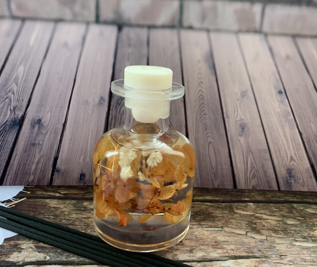 Reed Diffuser 125ml - Spring Blossom &amp; Mandarin