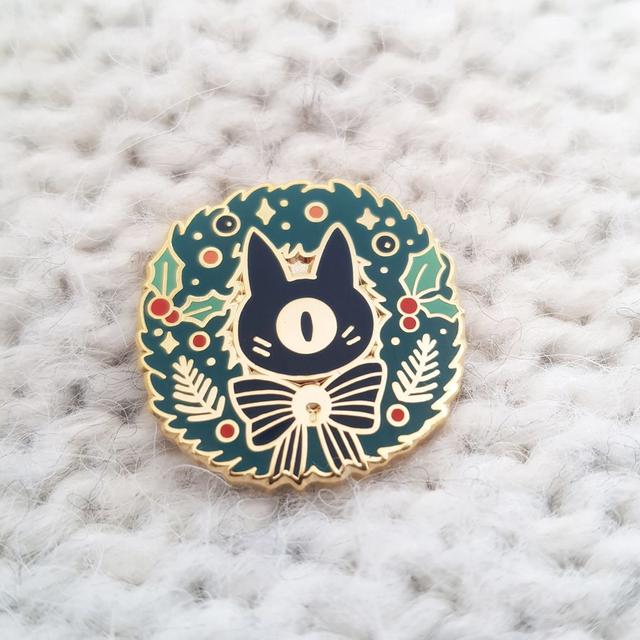 Enamel Pin • Winter wreath