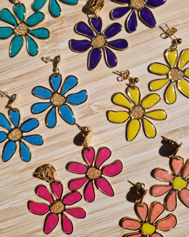 Floraya - Boucles d’oreilles - Fleur en résine faite main