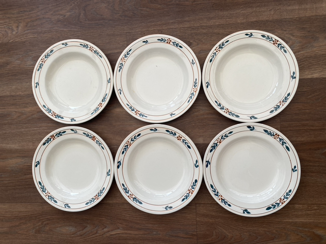 assiettes anciennes creuses