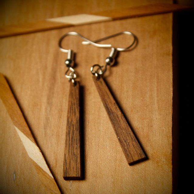 Verticales en noyer simples elargies