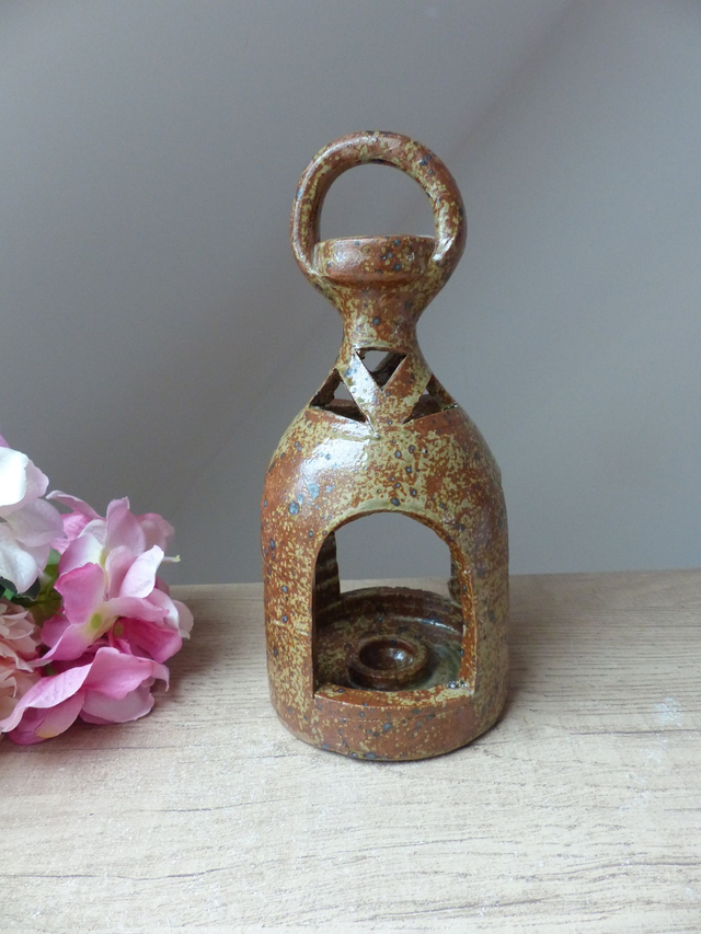 Ancienne Lanterne Bougeoir en Grès Pyrité des Années 60 – Pièce Artisanale à Suspendre ou Poser pour une Déco Authentique Chaleureuse Bohème