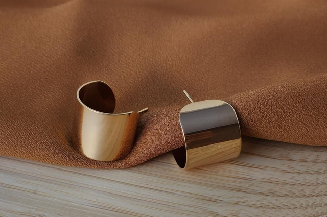 Brinco Liso Argola Larga