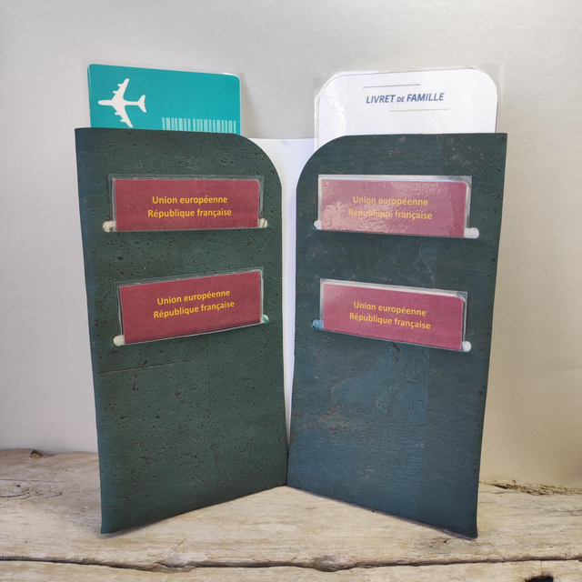 Protège Passeports Assya Familly Liège Bleu