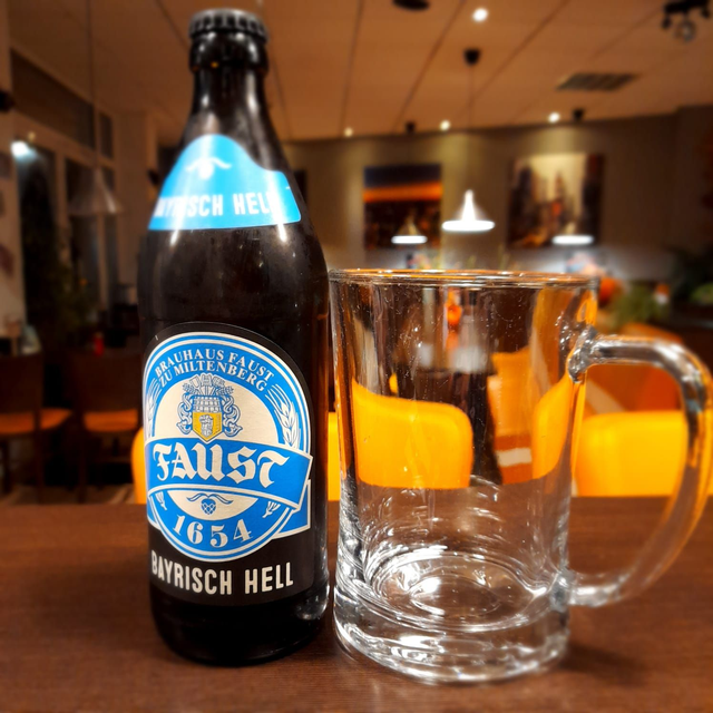 Bayrisch Hell (inkl. Pfand) 