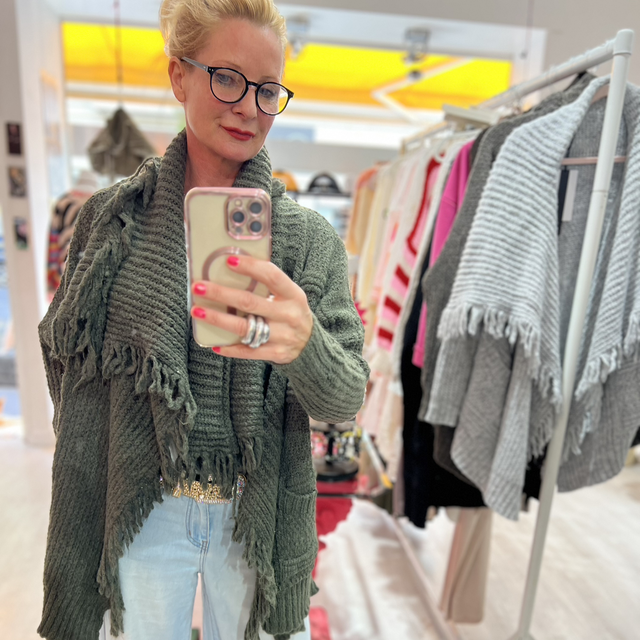Strickjacke Fransen