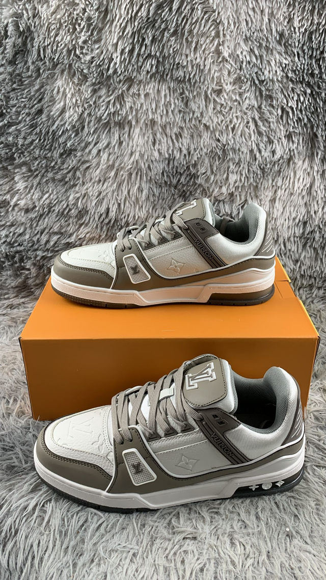 Zapatilla deportiva LV Trainer Maxi