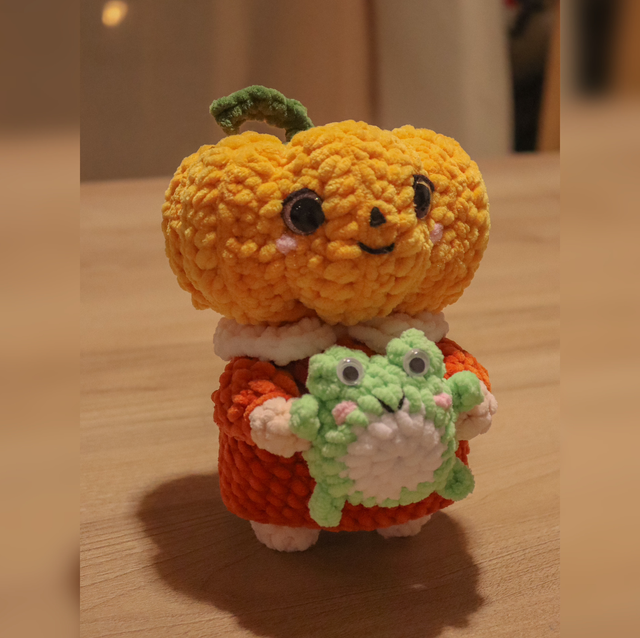 Pumpkin doll 