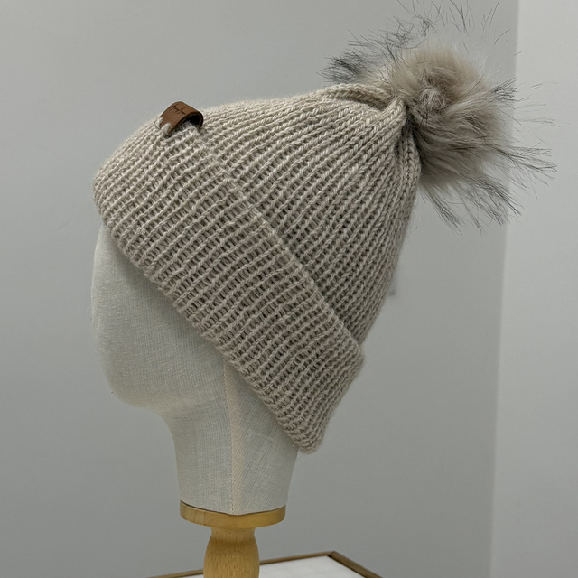 Alpaca mohair bobble Hat