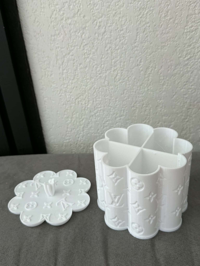 Organisateur de bureau fleur à compartiments imprimé en 3D