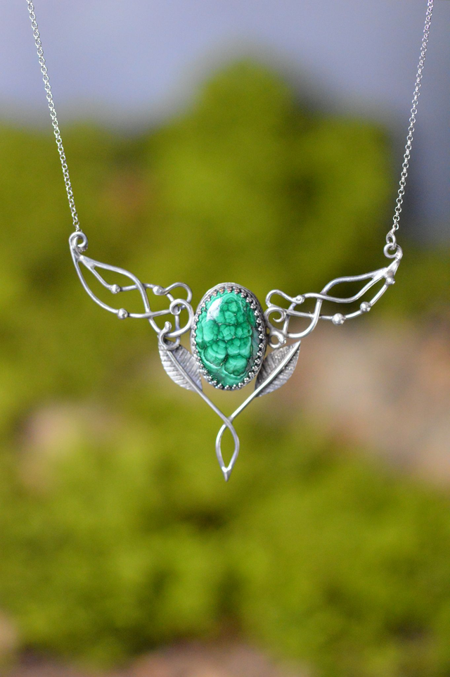 Collier Elfique - Malachite, feuilles simples