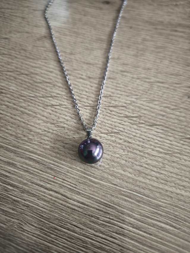 Collier Perle de Majorque Gris Anthracite – Bijou Femme en Acier Inoxydable et Argent