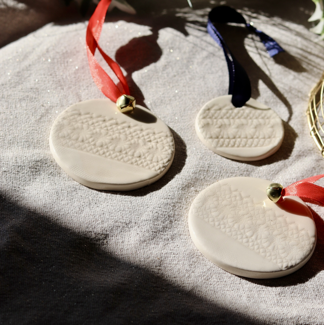 Suspensions boules de Noël 