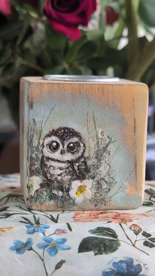 Owl among the flowers - Tealight Holder Reclaimed Wood