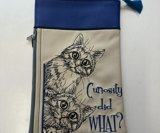 Bag - Large 2 Zips - Curiosity Cats