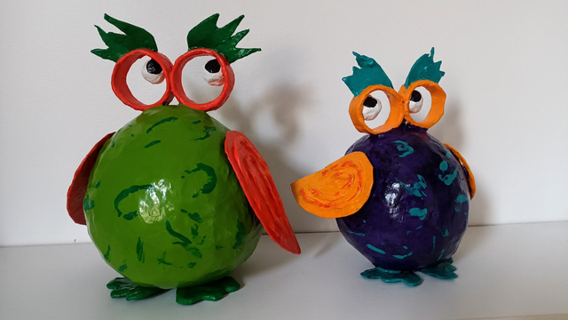 HIBOUX OU CHOUETTES, papier mâché, fait main, décoration ou cadeau unique, 22 cm de haut