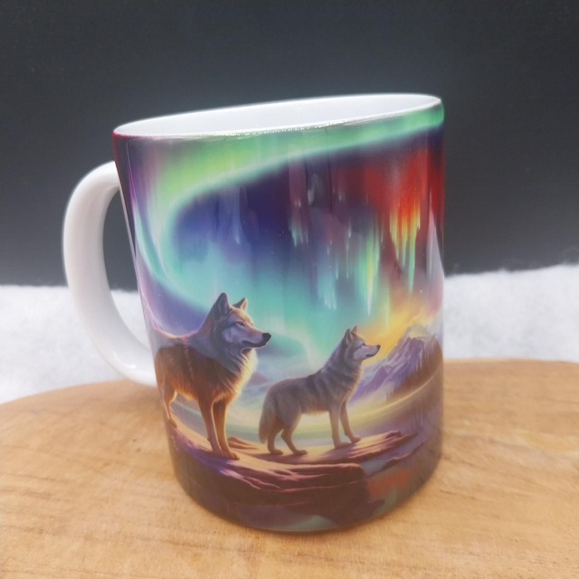 Mug loups avec aurore boréale 