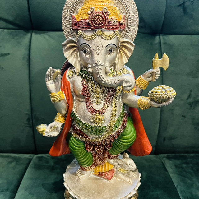 Statue Ganesh coloré 