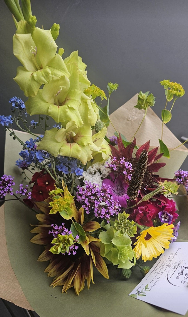 Hand-Tied Bouquet Workshop ~ Saturday 19th July - 4pm - 6.30pm