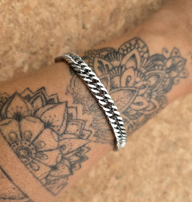 Bracelet/gourmette unisexe maille Anglaise 20.5 × 0.7 × 0.3 cm en acier inoxydable argenté (légèrement brossé)